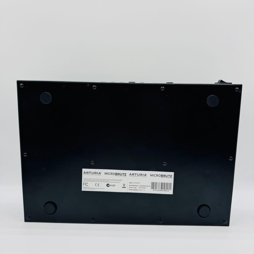 arturia MICROBRUTE マイクロブルート　アナログシンセサイザー