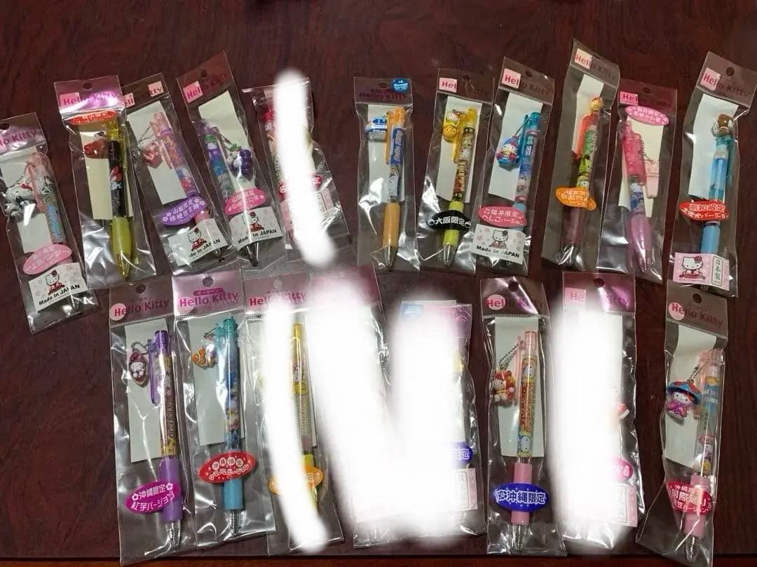 【最終値下げ】地域限定 Hello Kitty ボールペン14本