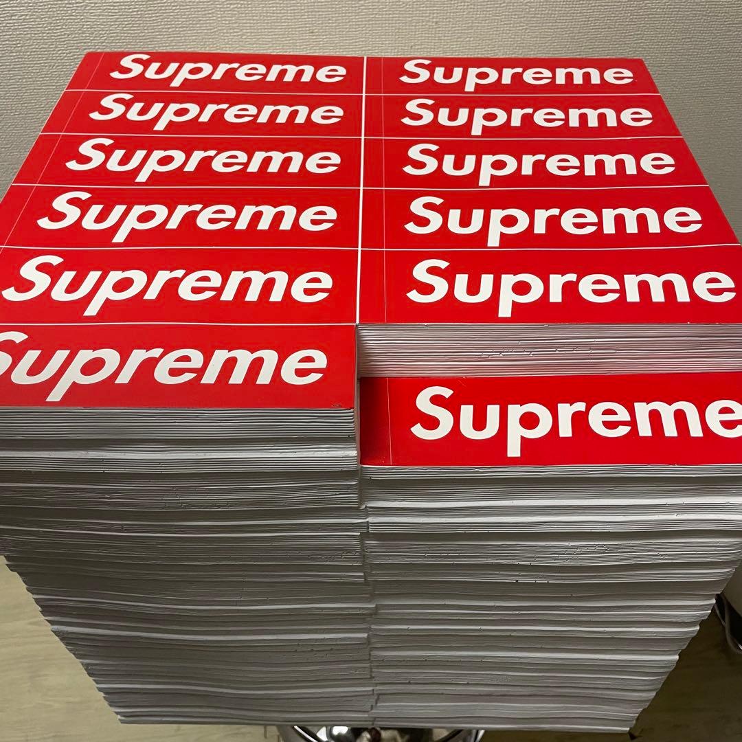 サイドテーブル・ナイトテーブル・ローテーブル Supreme/Rotary Hero Sticker Bricks Stool