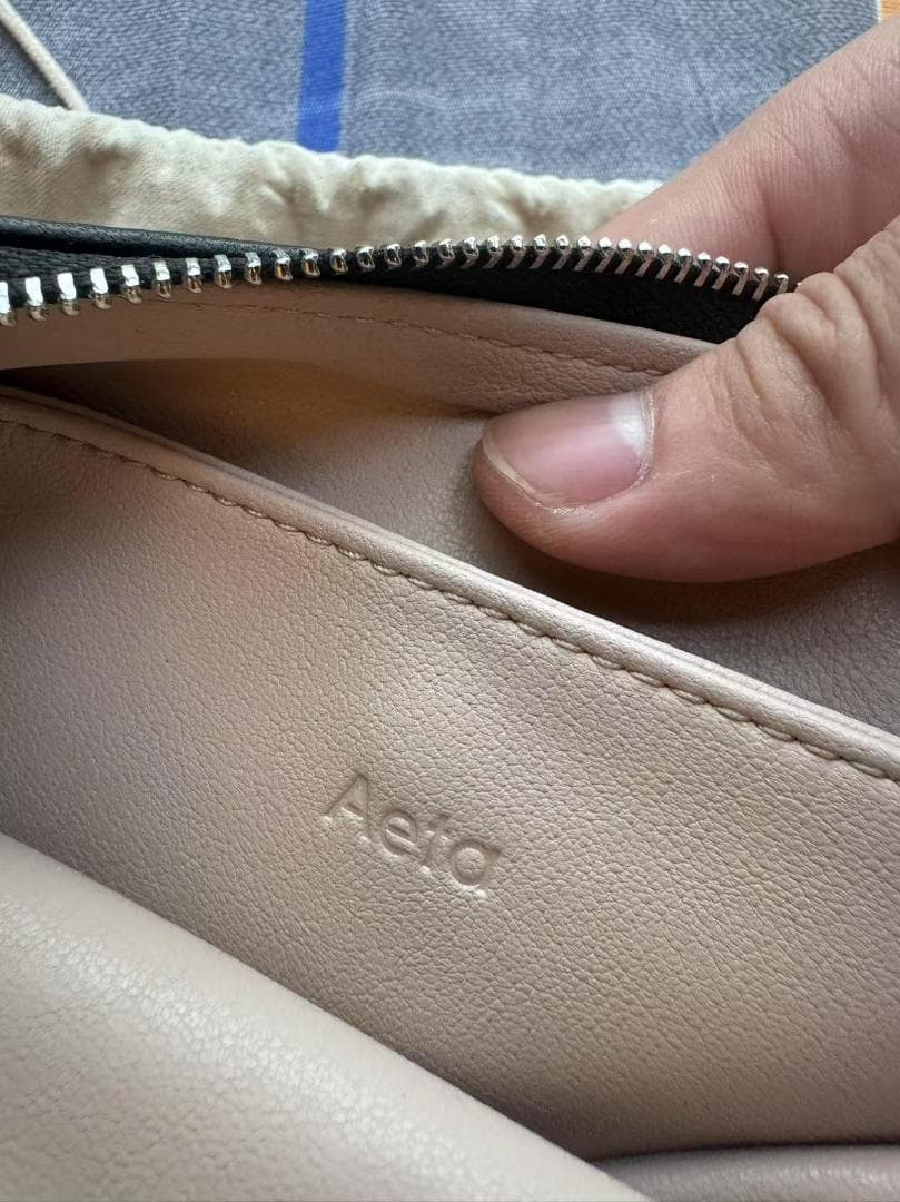 即日発送 AETA 黒 レザー ハンドバッグ Mサイズ