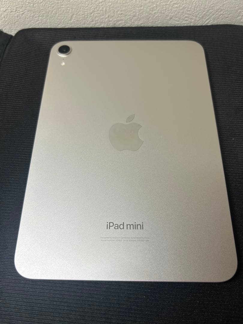 【美品】iPad mini7 WiFi 128GB スターライト