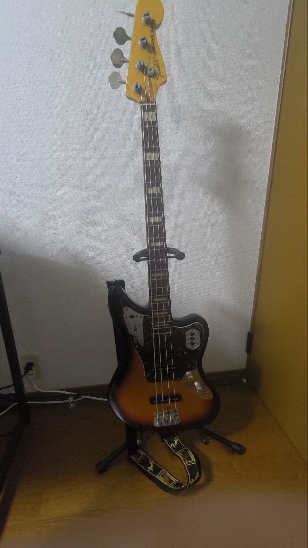 ベース fender jaguar bass
