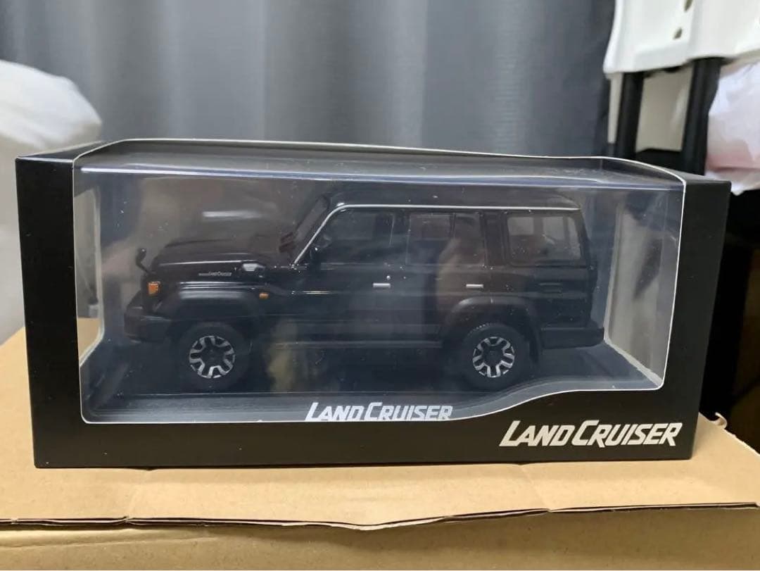 ランドクルーザー70 ミニカー ブラック
