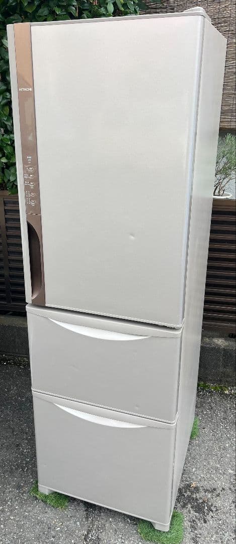 日立大型3ドア冷凍冷蔵庫315L真ん中野菜室LED照明自動製氷機能付き17年製