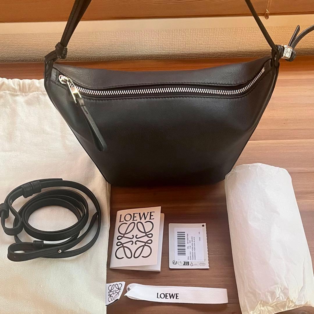 LOEWE ハンモックホーボーバッグミニブラック
