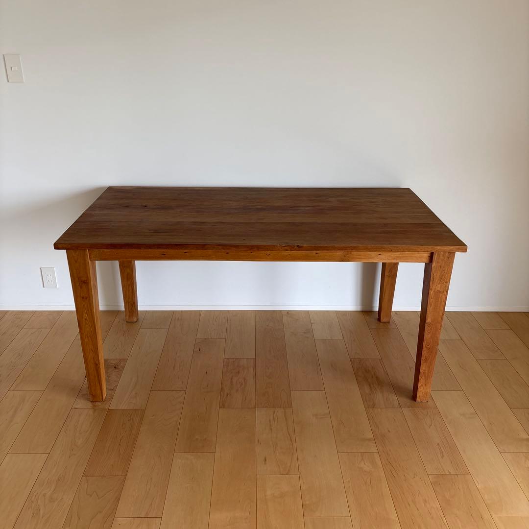 無垢材チーク・ダイニングテーブル （KNOLL）