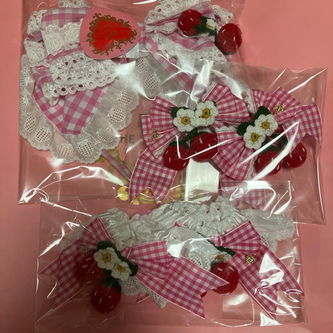 BABY ゆらゆらいちご カチューシャ リボンクリップ お袖とめ ギンガムピンク