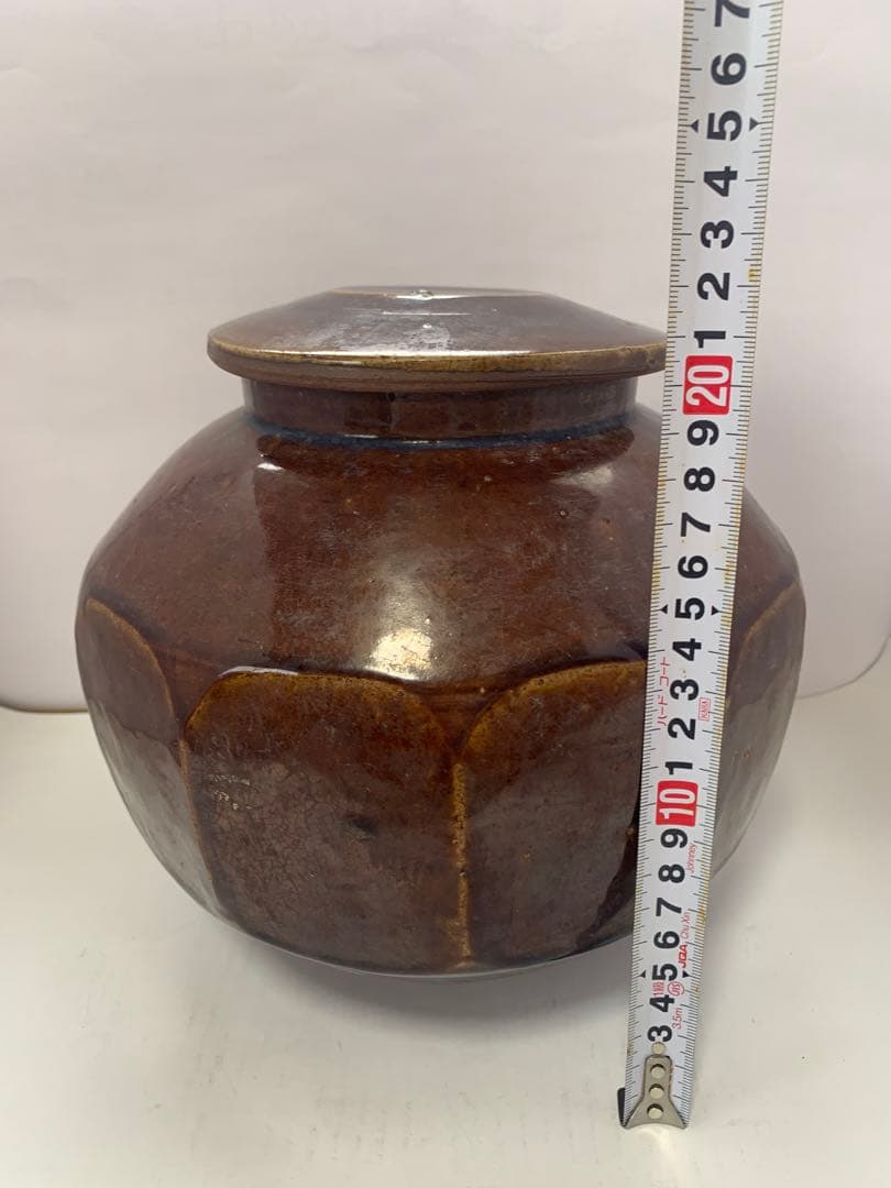 李朝　飴釉　茶色 陶器 八角形 蓋付き壺　送料込み