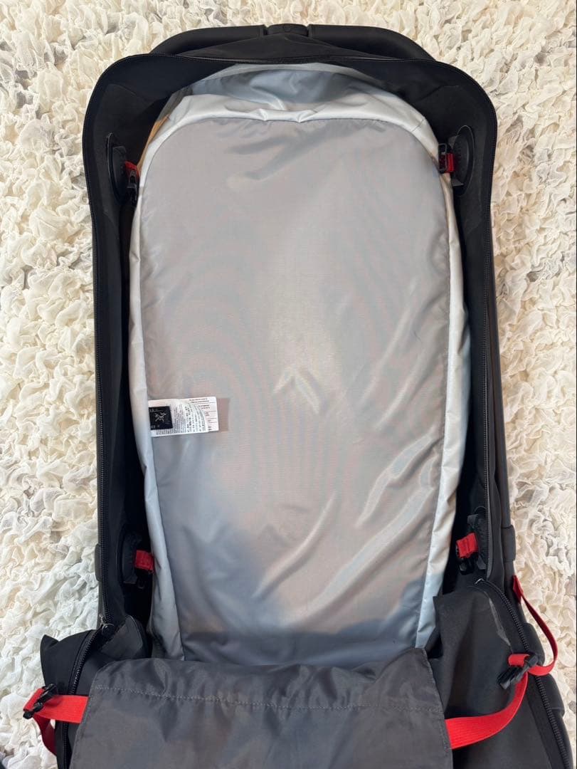 【廃盤品】アークテリクス V80 Rolling Duffel キャリーバック