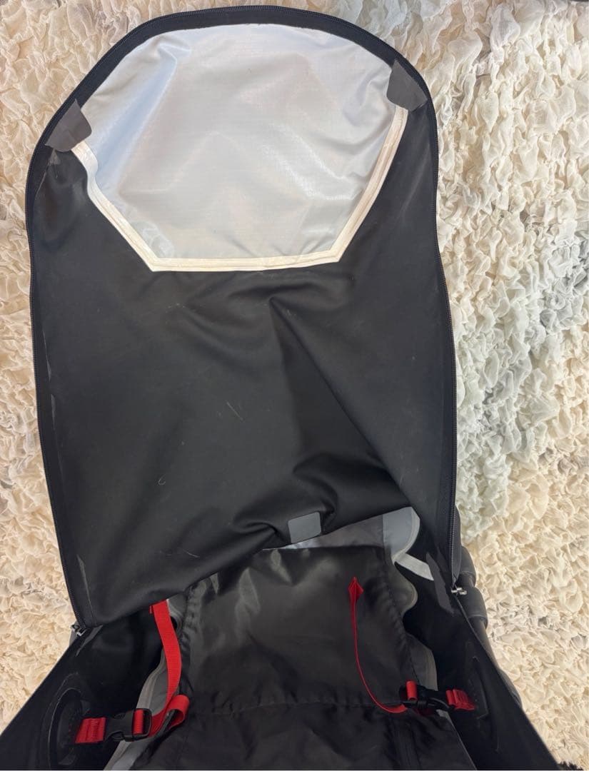 【廃盤品】アークテリクス V80 Rolling Duffel キャリーバック