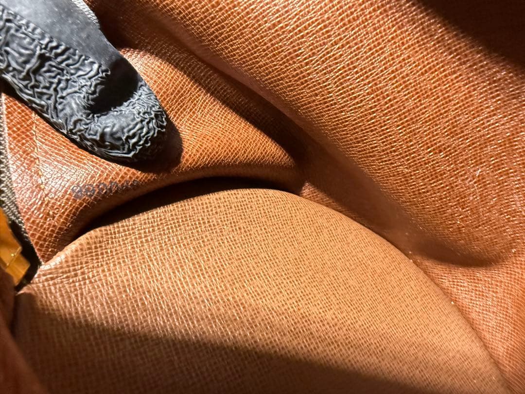 ルイヴィトン　LOUIS VUITTON パピヨン　ポーチ　　箱　ミニバッグ付き