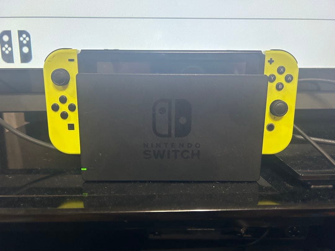 Nintendo Switch ネオンブルー/ネオンレッド本体