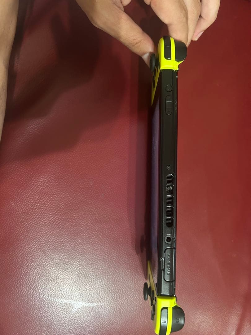 Nintendo Switch ネオンブルー/ネオンレッド本体