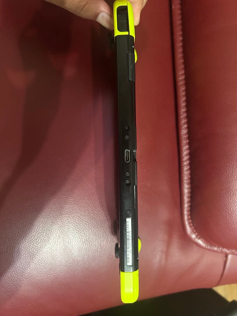 Nintendo Switch ネオンブルー/ネオンレッド本体