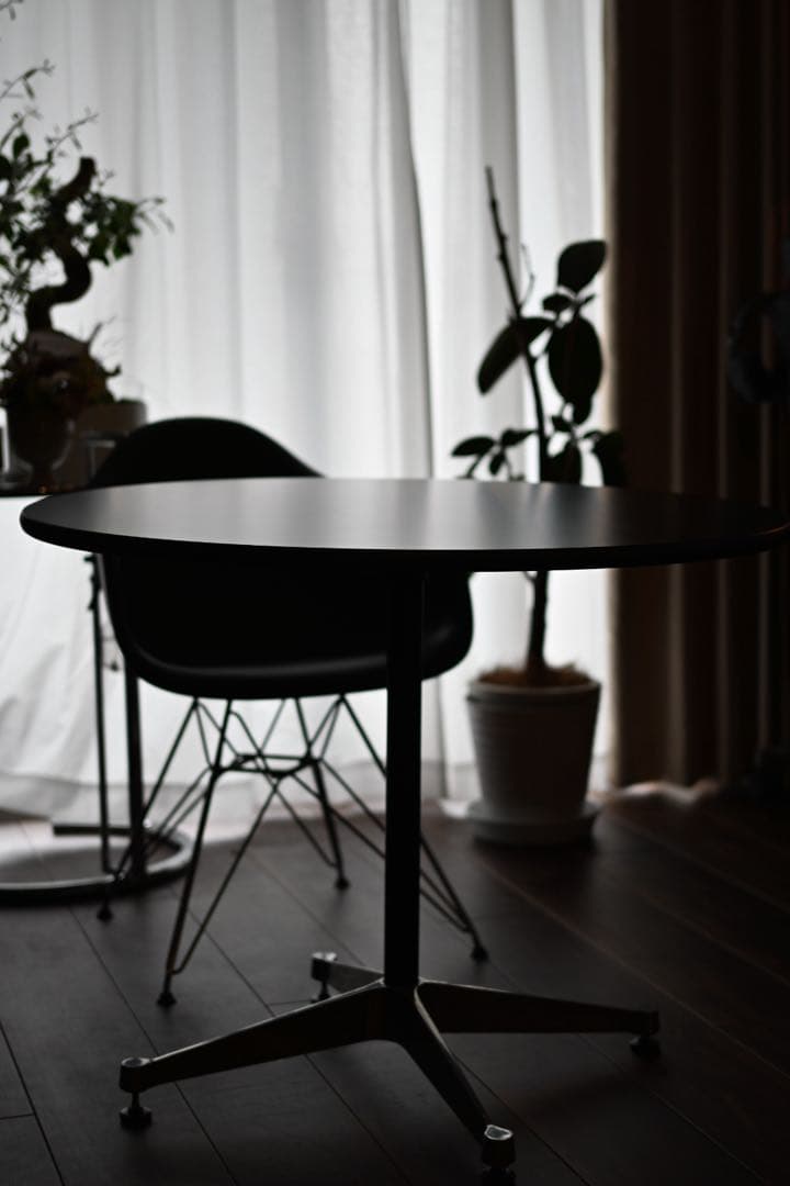 ♡*♡様 Herman Miller 正規品 ダイニングテーブル｜青山店購入｜黒