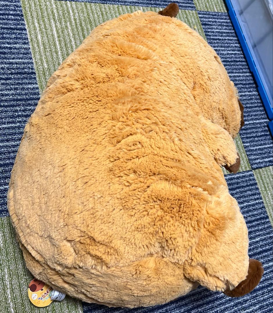 超ドでかい！カピバラさんぬいぐるみ