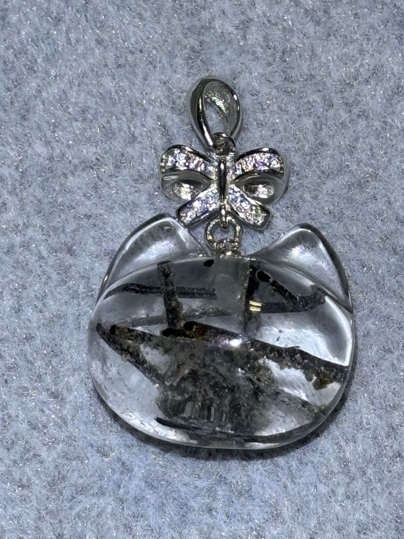 猫型トルマリンインクォーツペンダントトップ　世界に一つだけのペントプ　チャーム