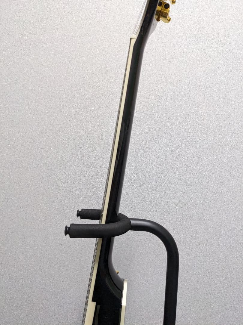 Epiphone inspired by Les Paul Custom 黒