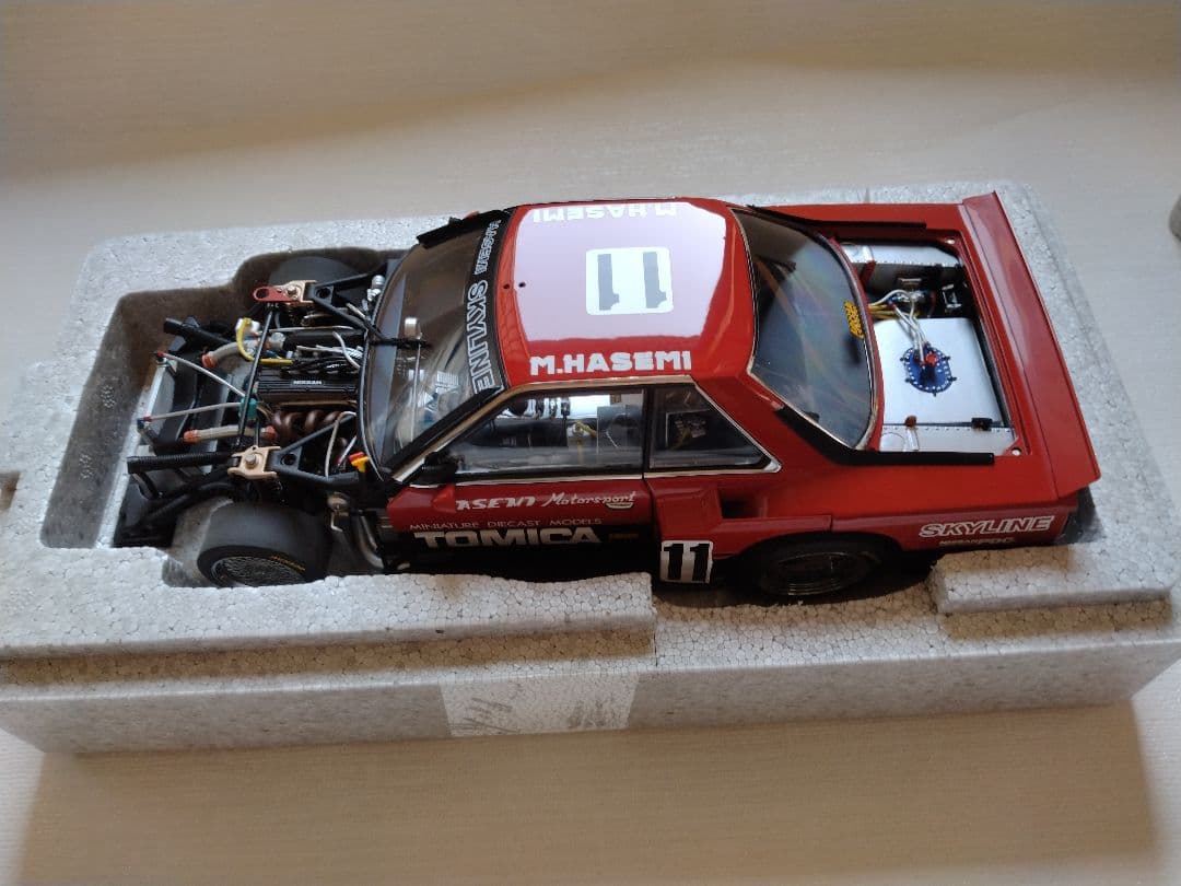 オートアート1/18日産スカイラインRSターボ スーパーシルエット 1983