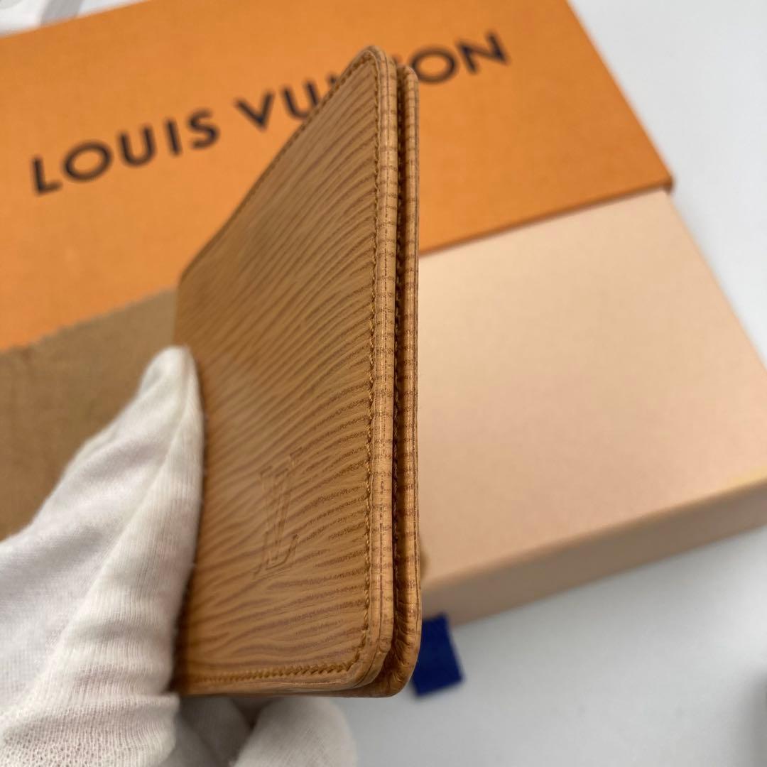 ！新品！　ルイヴィトン　エピ　ビンテージ　マネークリップ