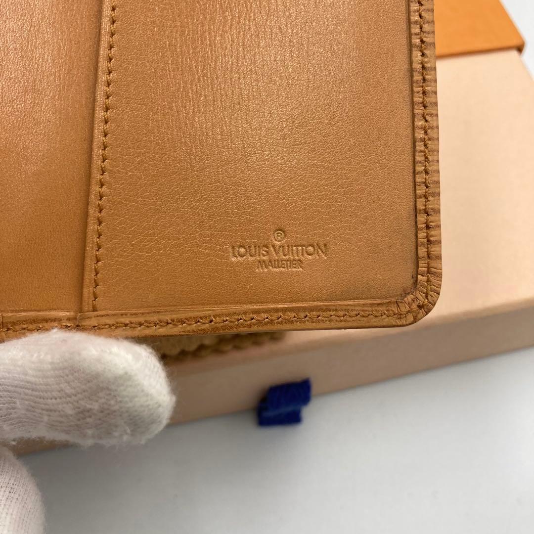 ！新品！　ルイヴィトン　エピ　ビンテージ　マネークリップ