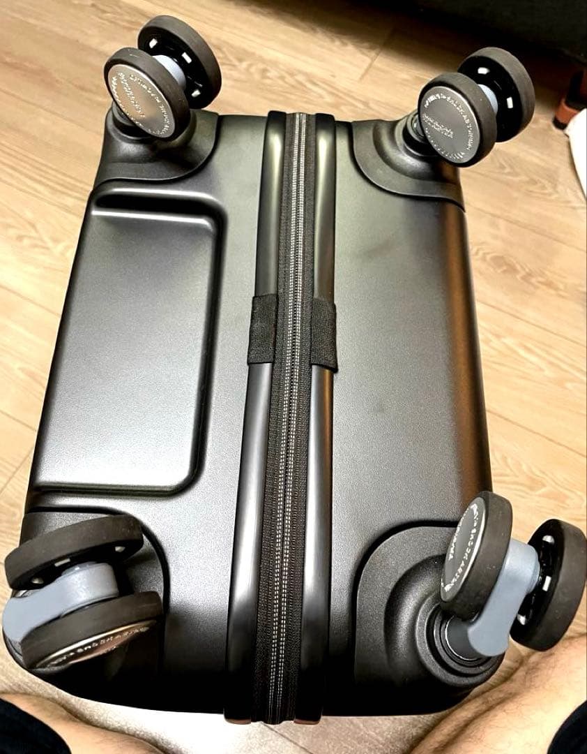 【美品・保証付】AMERICAN TOURISTER フロンテック黒