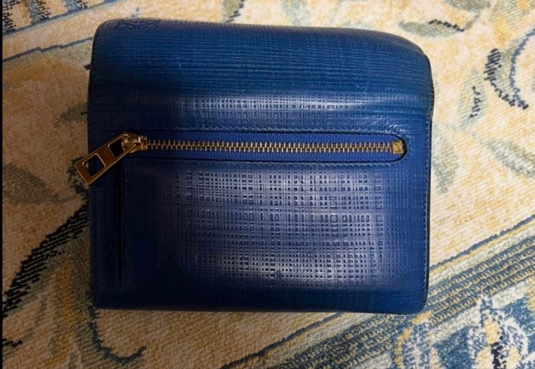 【sale】LOEWE ロエベ高級財布　ブルー　美品