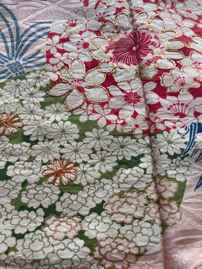 振袖 花柄 上品　豪華　金　赤 白 緑 青　長襦袢つき
