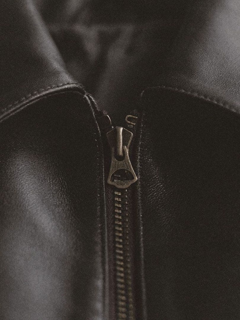 【新品未使用Sサイズ】VINTAGE WASHED LEATHER ZIP