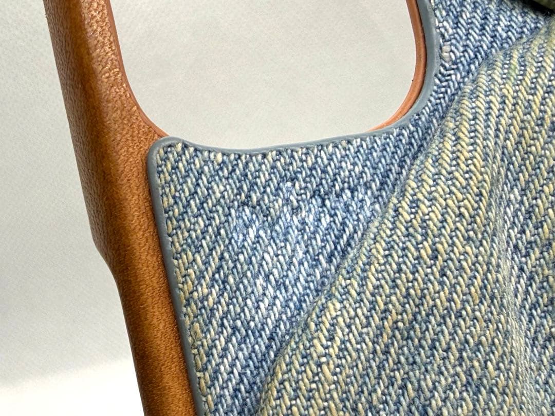 ajew RED GARD TOKYO iphone15 ケース