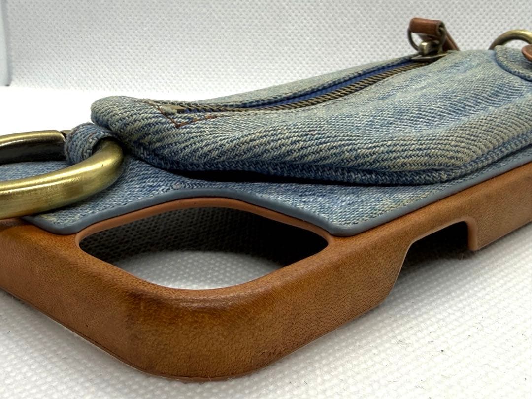 ajew RED GARD TOKYO iphone15 ケース