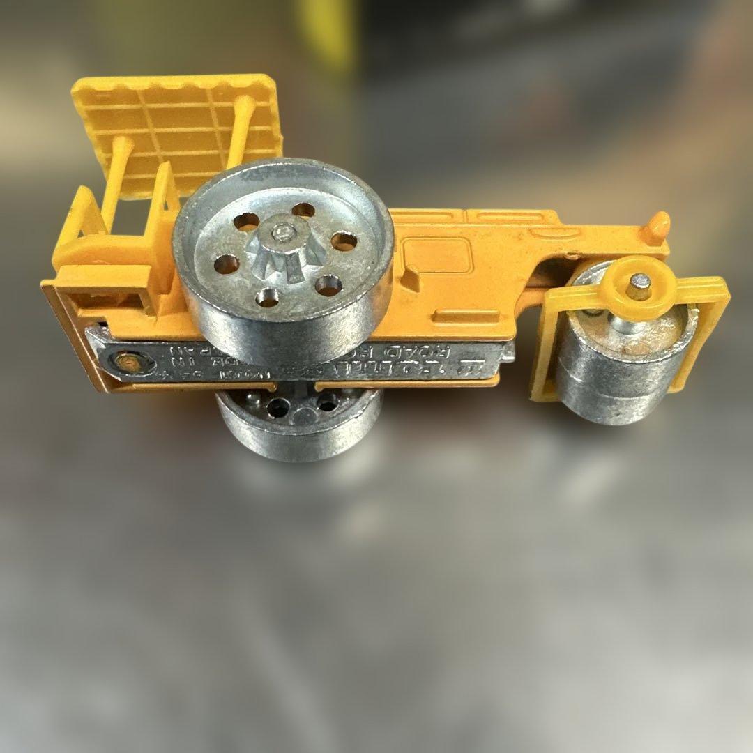 トミカ No.61 川崎重工　ロードローラー　当時物