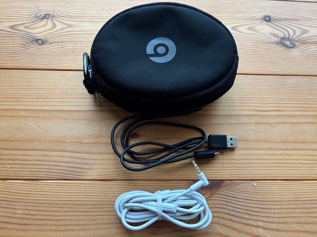 s*1様 beats solo3 wireless BLACK