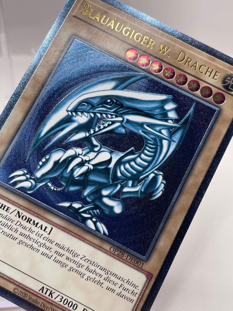 希少 ドイツ語 青眼の白龍 レリーフ 遊戯王 OTS