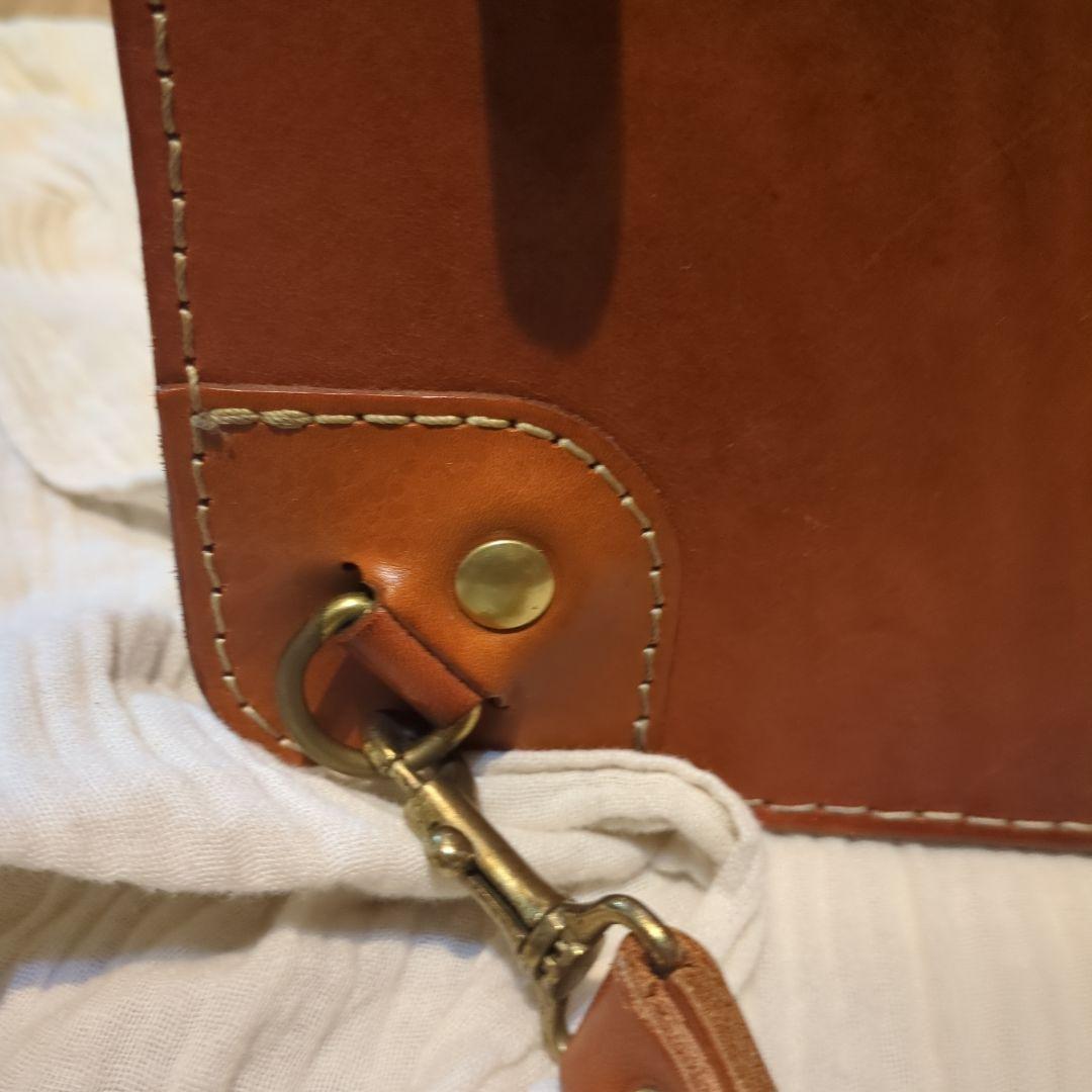 【メルカリ歳価格】HERZ サッチェルバッグ