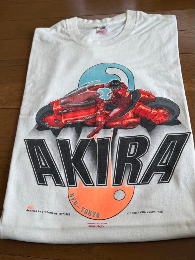 AKIRA Tシャツ L.ホワイト.フルーツタグ.1980.コピーライト.当時物