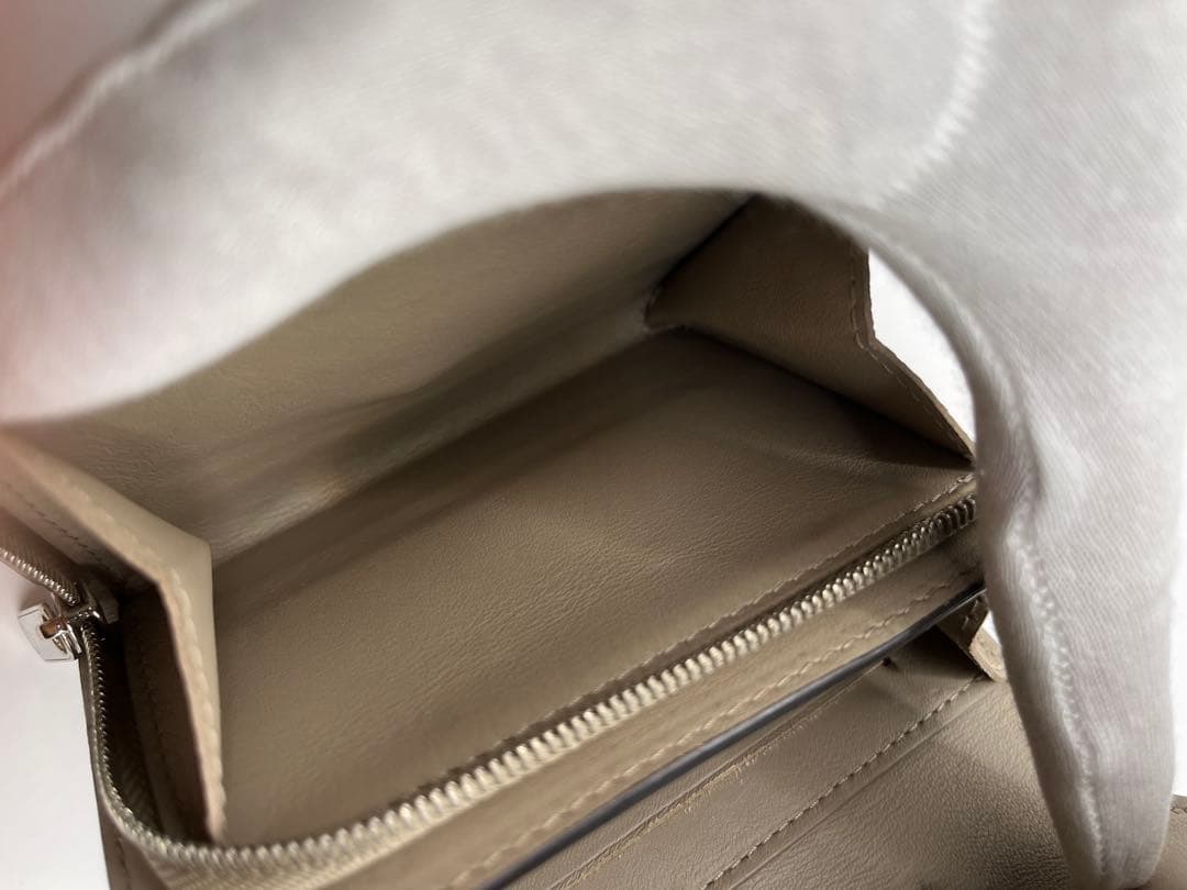 ポルトフォイユイリス コンパクト マヒナ 二つ折り財布 M62541