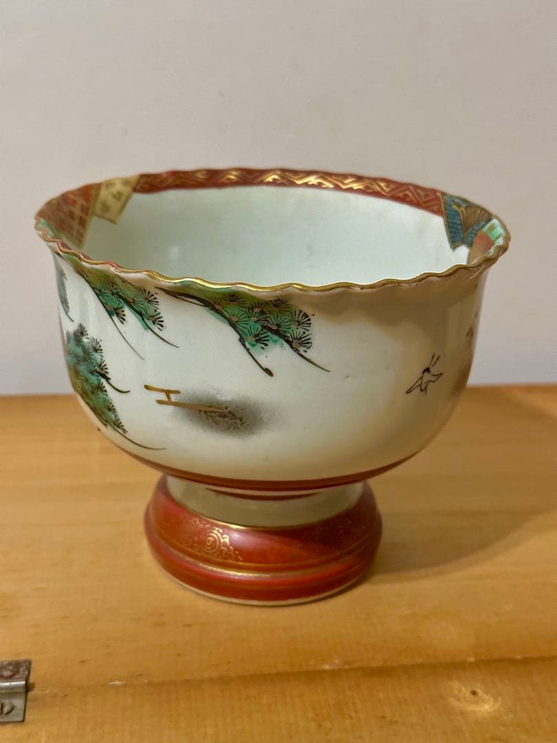 明治骨董鉢 古い重高台の菓子鉢 九谷銘　綺麗な　金彩錦　鶴と松絵　美術 送料無料
