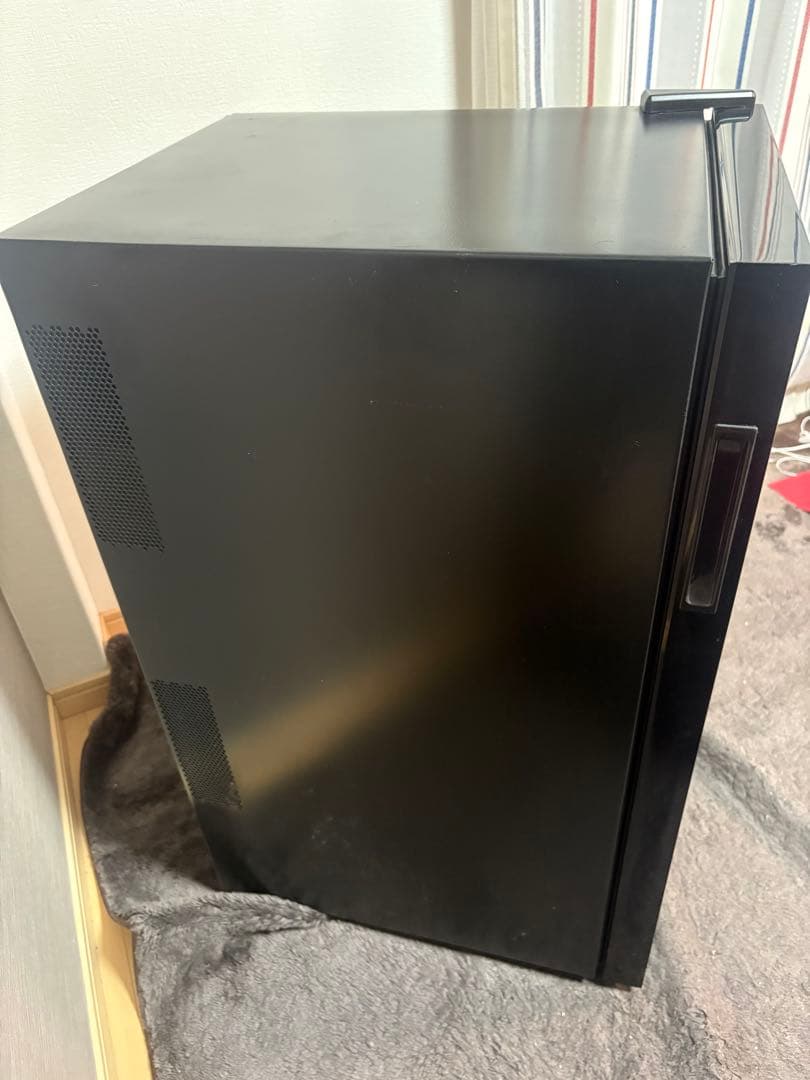 コンポジット a05396 ワインセラー 2019年製