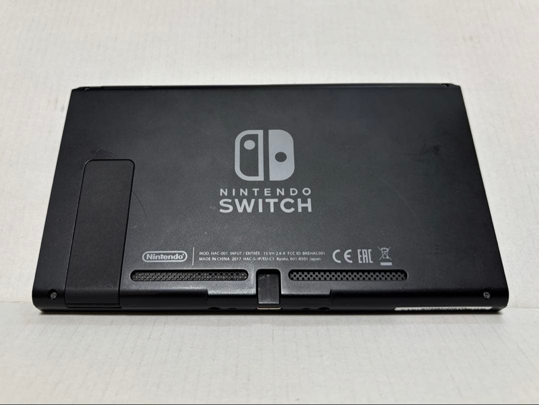Nintendo Switch 本体+ジョイコン+マリカージョイコンハンドル