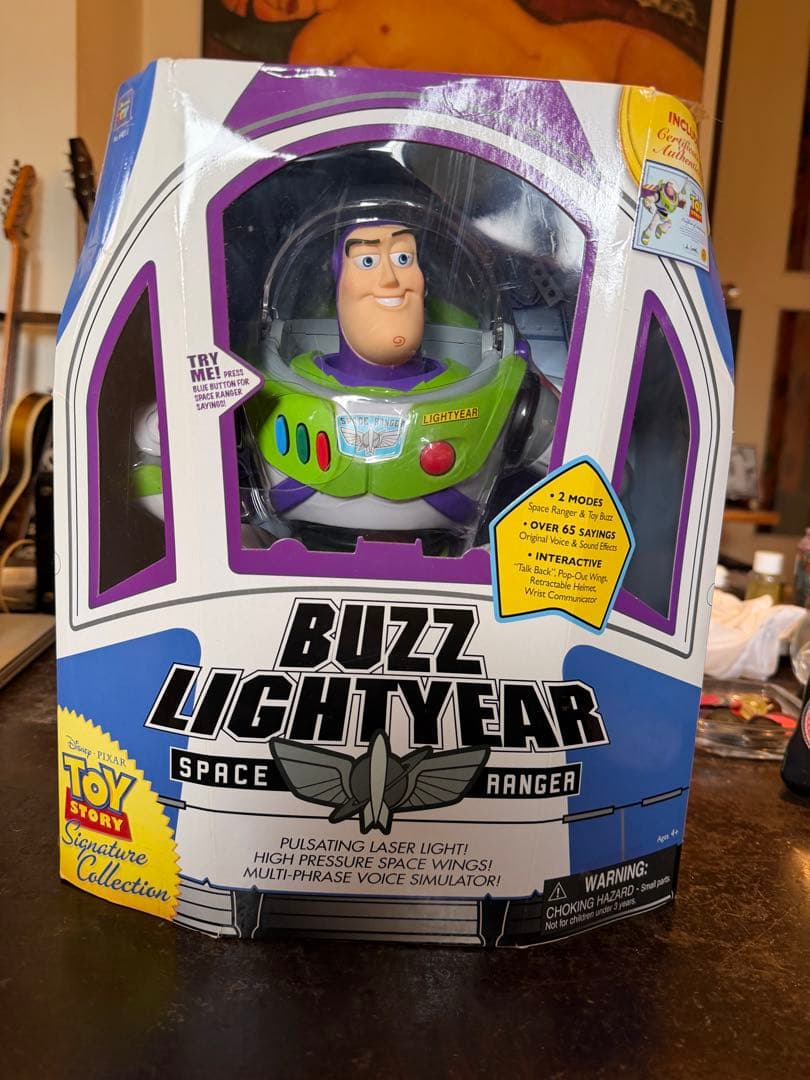 トイストーリー バズ ライトイヤー シグネイチャーコレクション