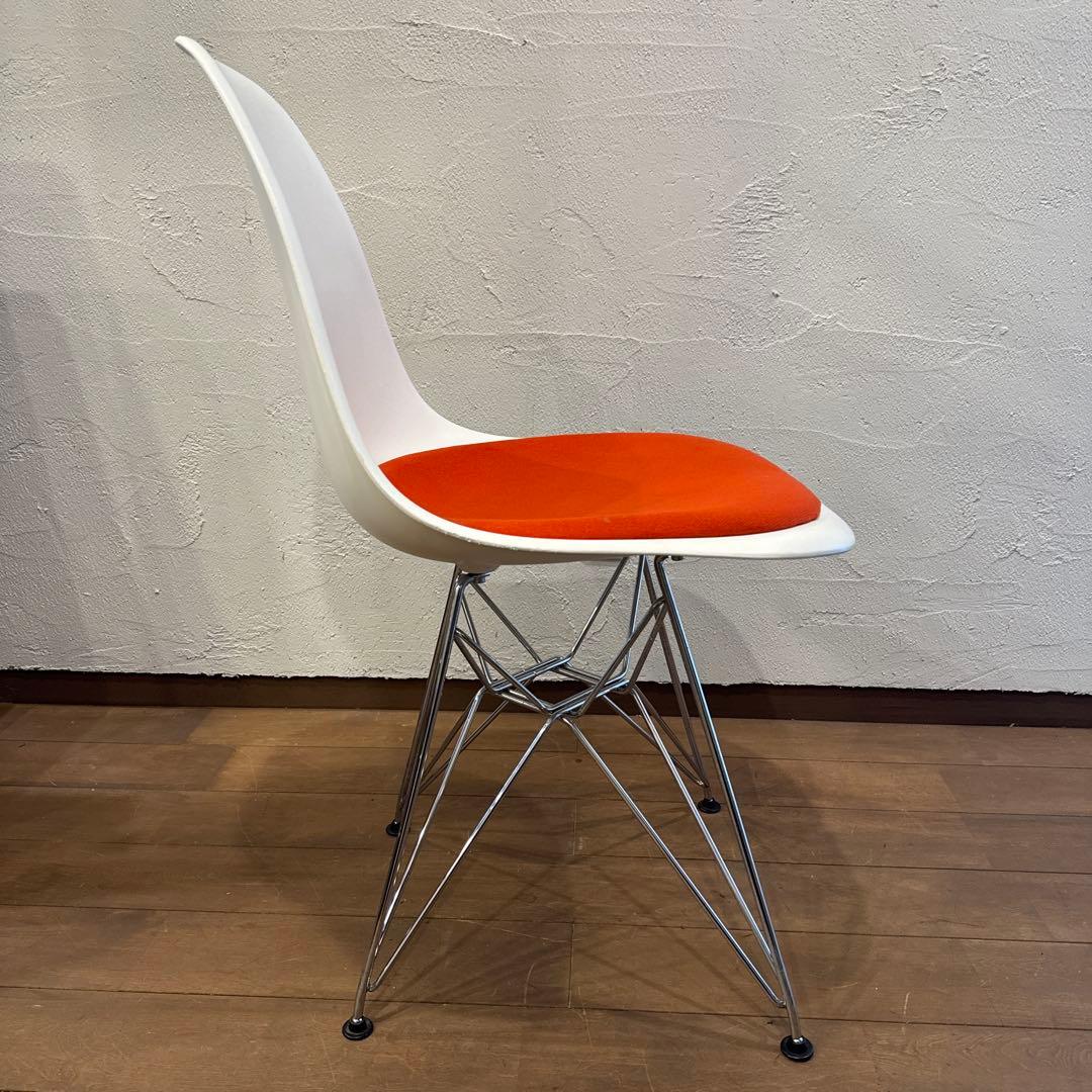 Vitra イームズ サイドシェルチェア DAW