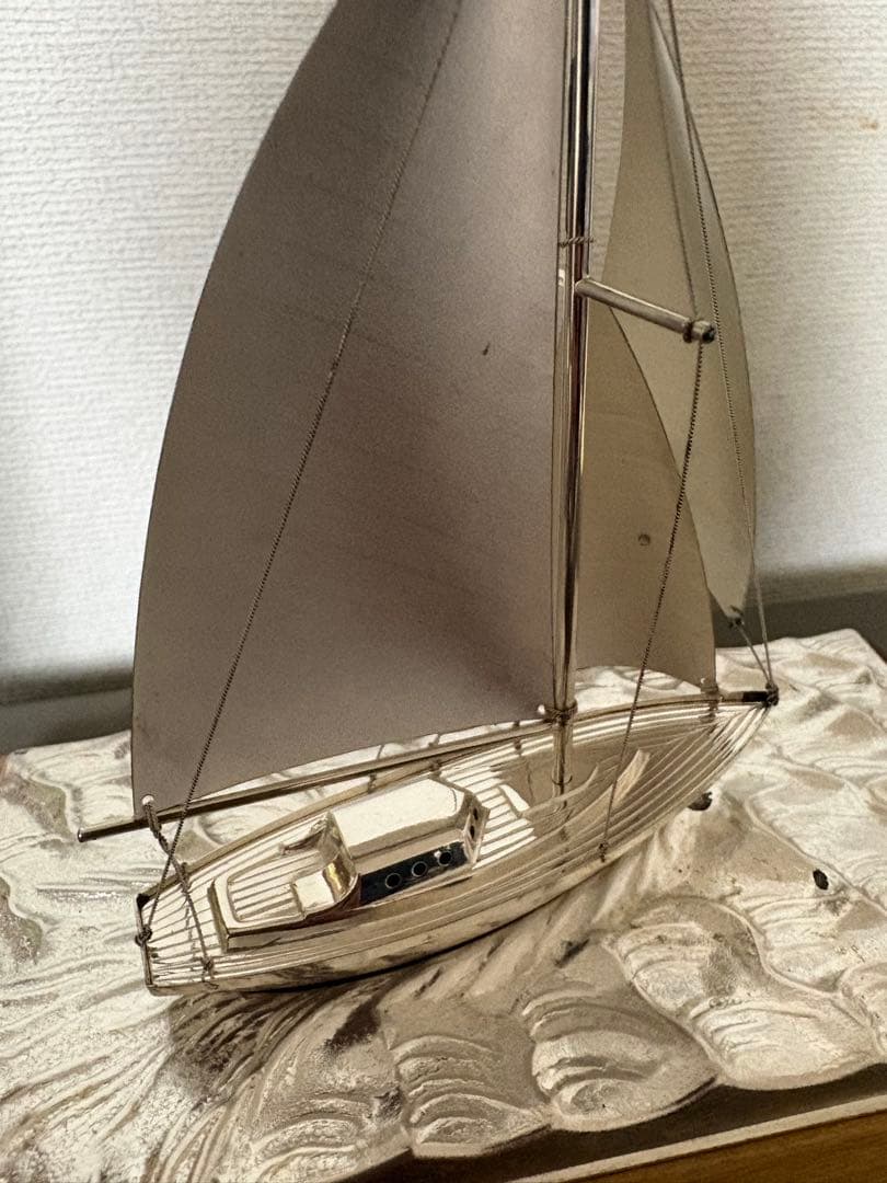 銀製ヨット(960)工芸品 ガラスケース付