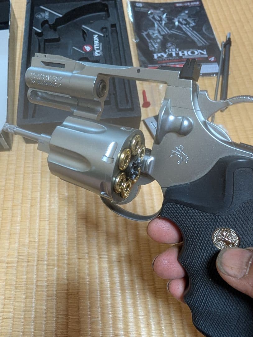 オマケ2個付き！ 東京マルイCOLT PYTHON ガスリボルバー
