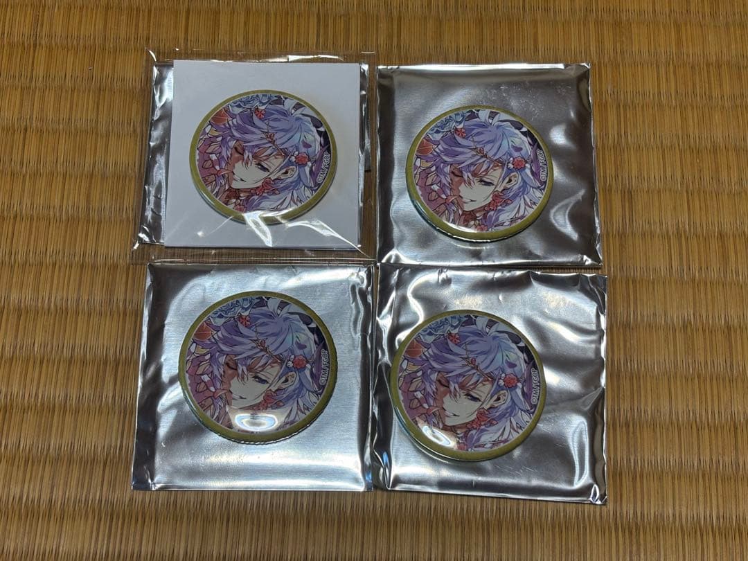 ピンズ・ピンバッジ・缶バッジ 1111