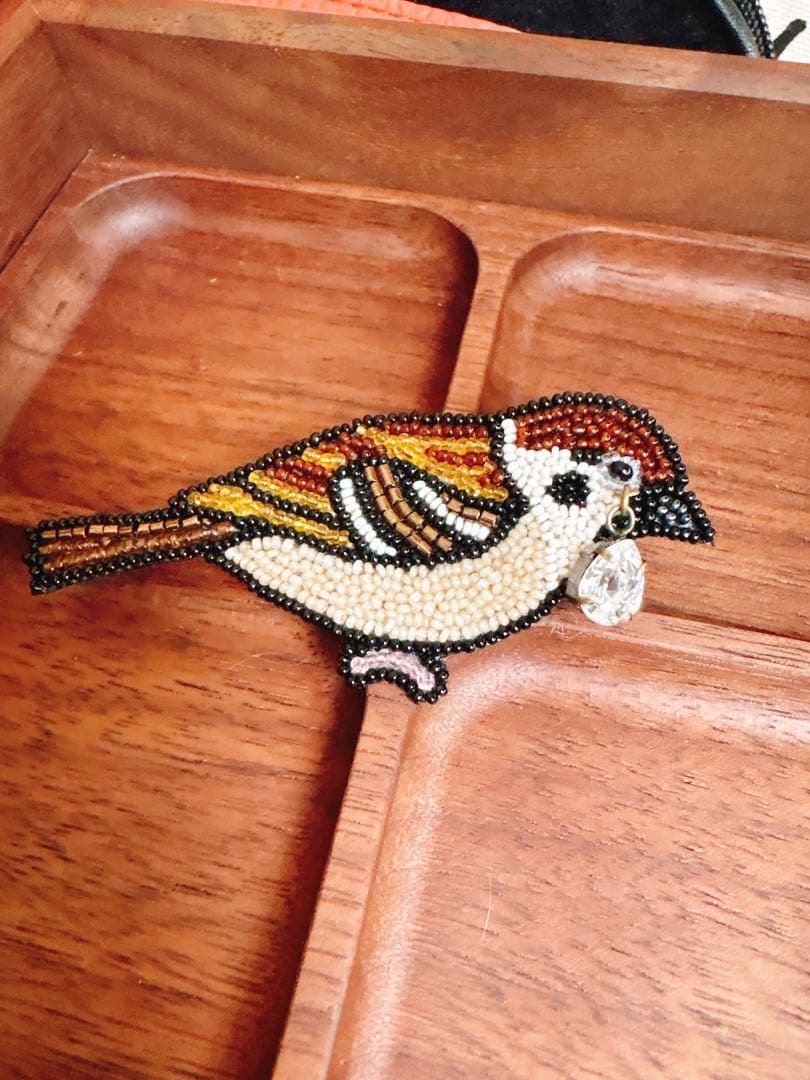 小林モー子 maison des perles スズメの涙　ブローチ