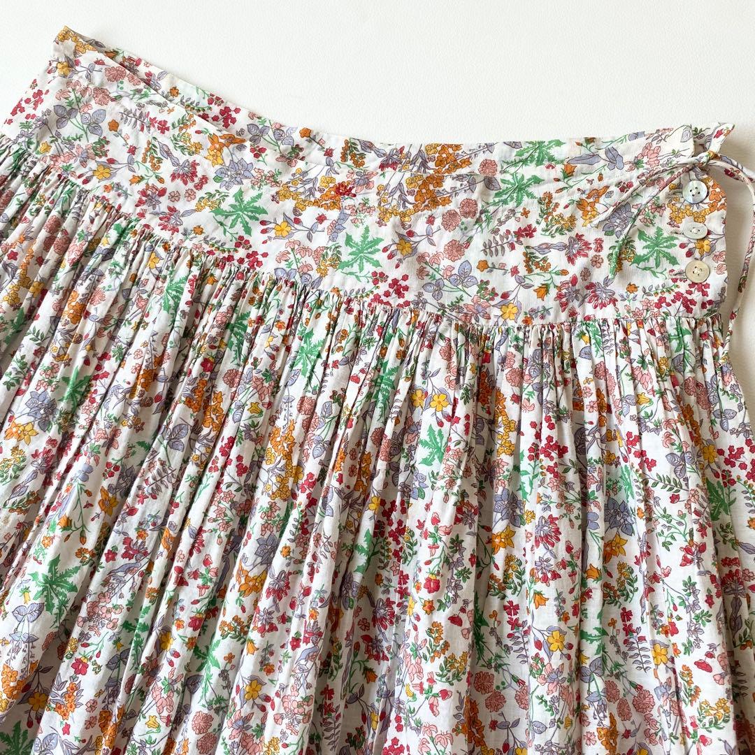 【美品】45R　スカート　LIBERTY　ネオンフィールズ　花柄　ギャザー　M