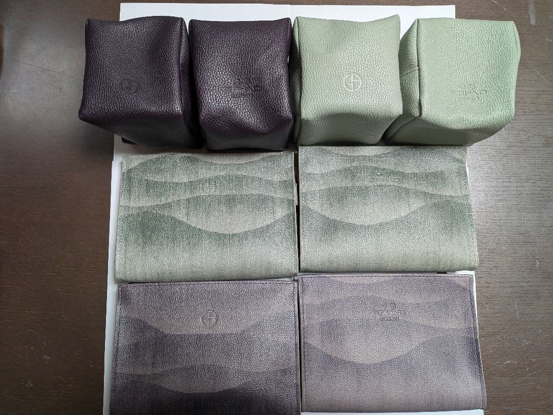 エティハド航空　ビジネスクラス　アメニティポーチ　８点セット