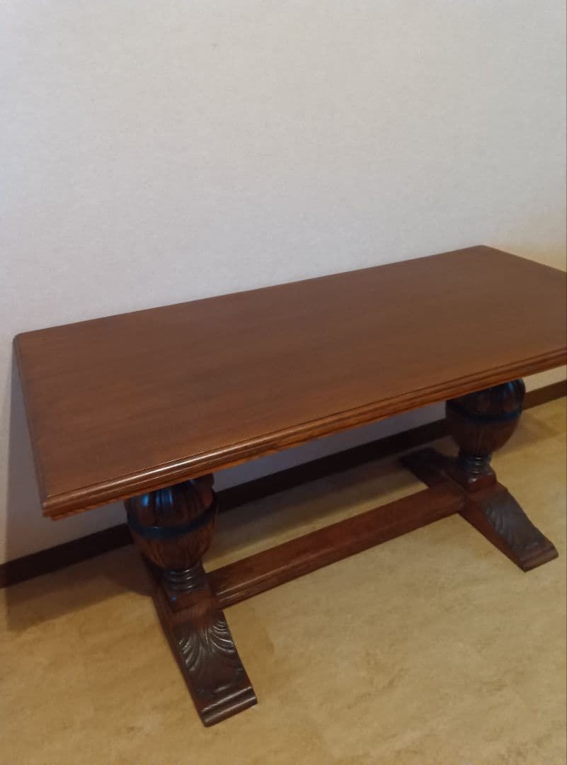 イギリス製アンティークテーブル