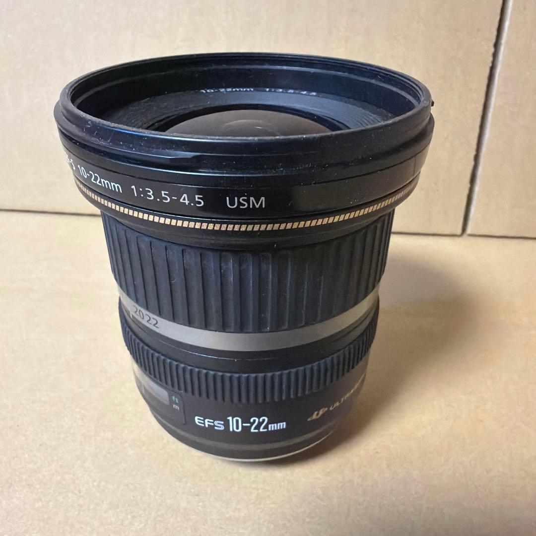 Canon EF-S 10-22mm f/3.5-4.5 USM ①